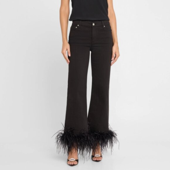NWT*Alice Olivia Roxie Low-Rise Flare Cropped Jeans with Feather Cuffs - Size 28